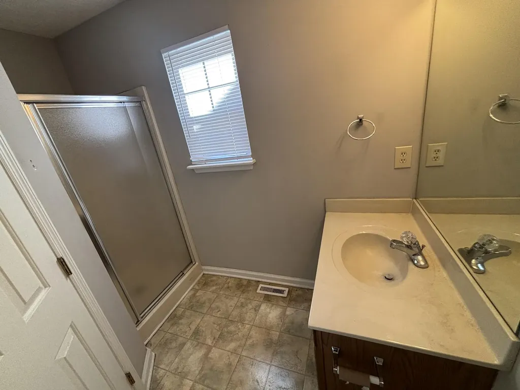 2724 Hayden Park Lane Lexington KY 40511