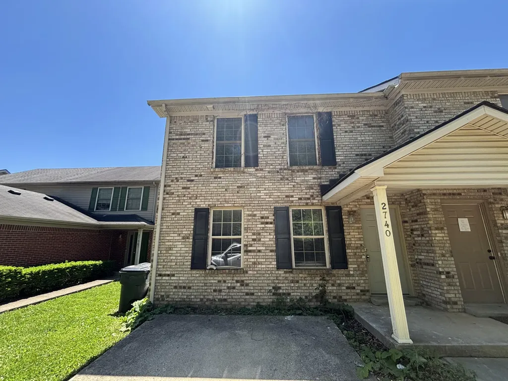 2740 Hayden Park Lane Lexington KY 40511
