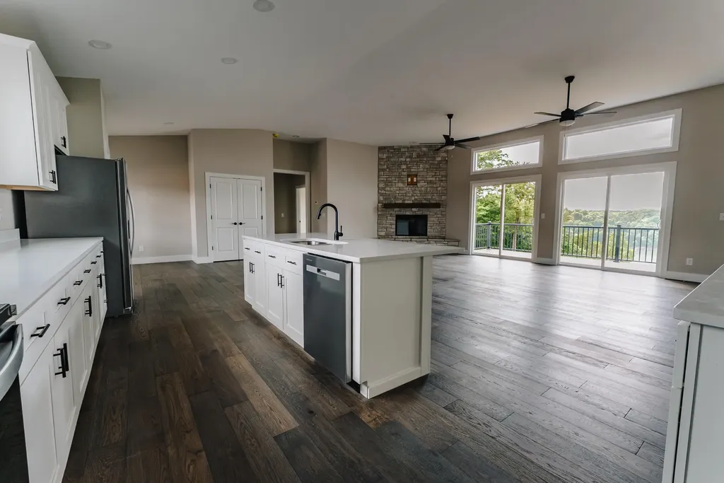634 Beacon Street Russell Springs KY 42642