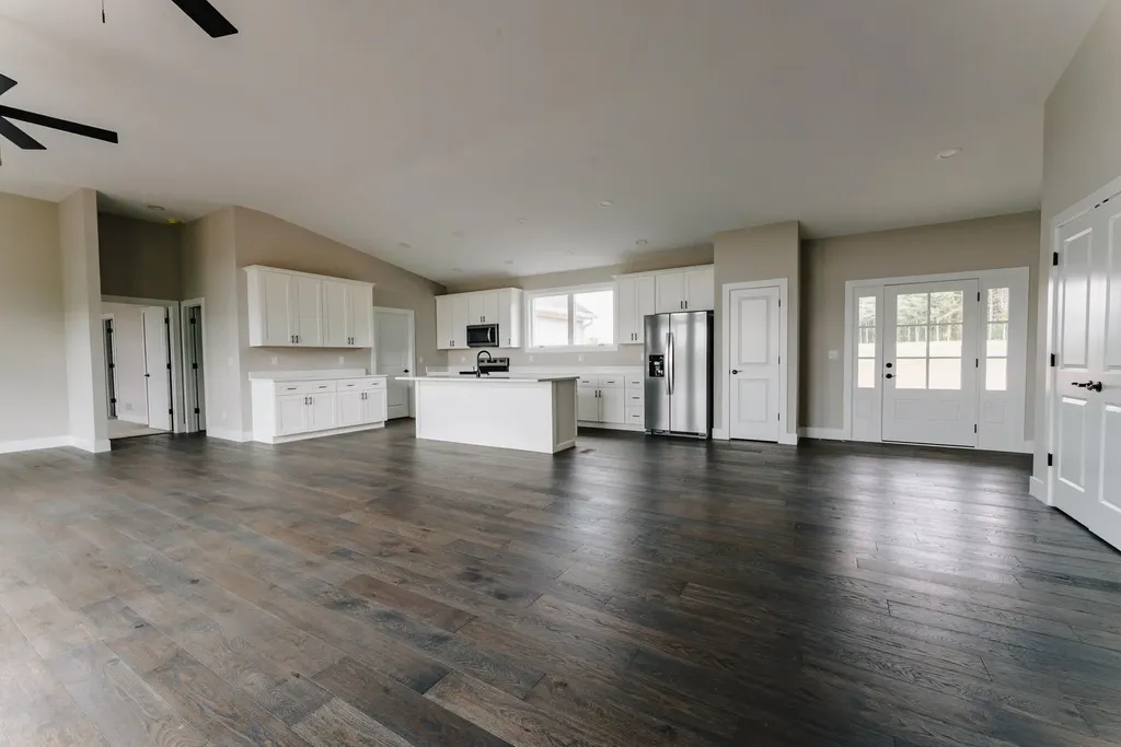 634 Beacon Street Russell Springs KY 42642