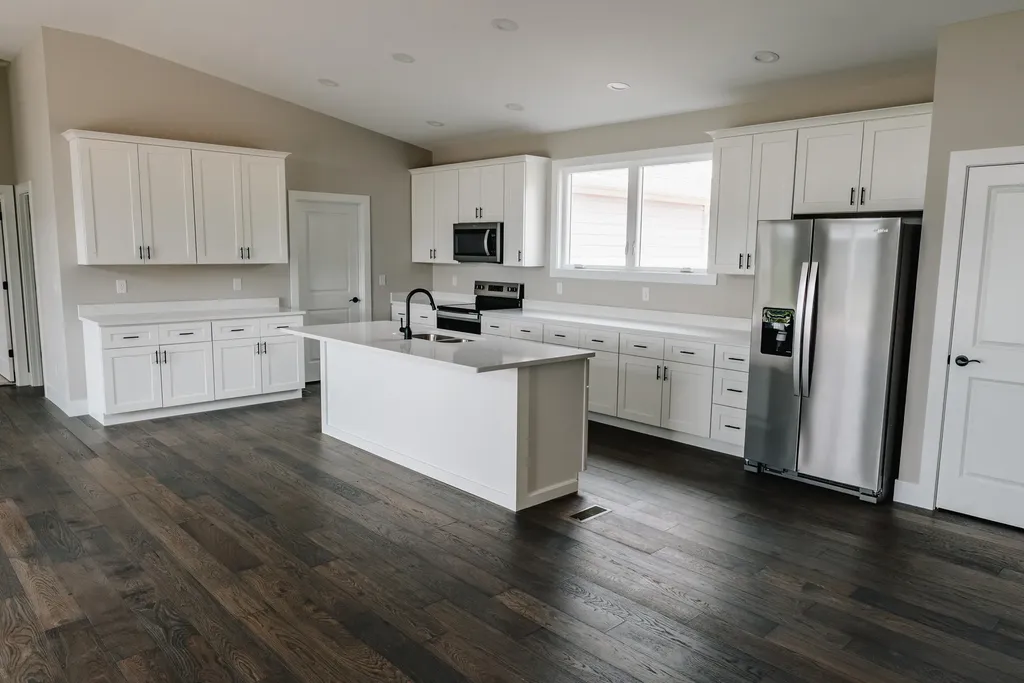 634 Beacon Street Russell Springs KY 42642