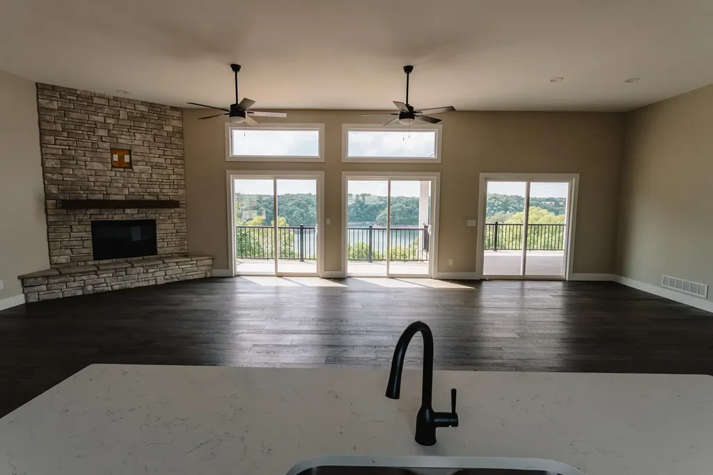 634 Beacon Street Russell Springs KY 42642