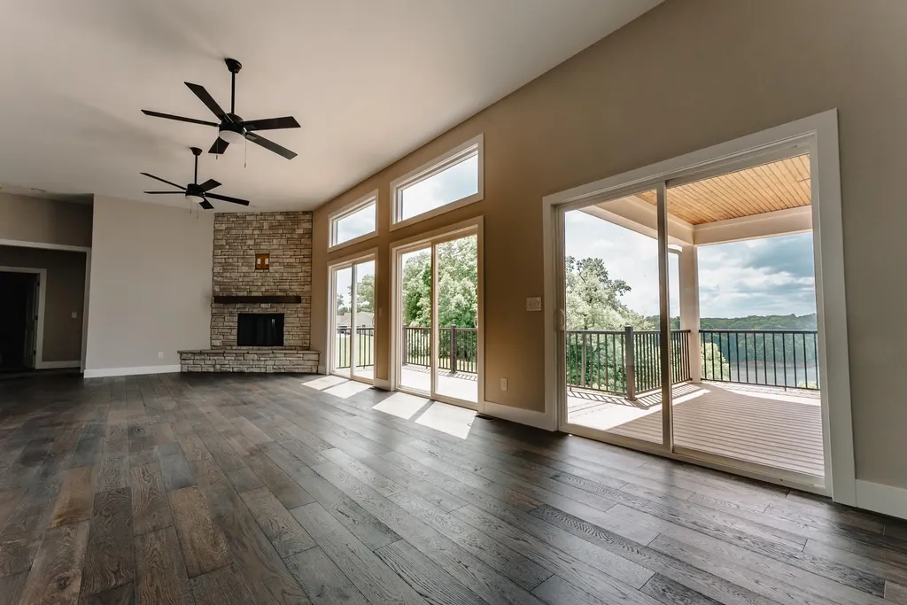 634 Beacon Street Russell Springs KY 42642