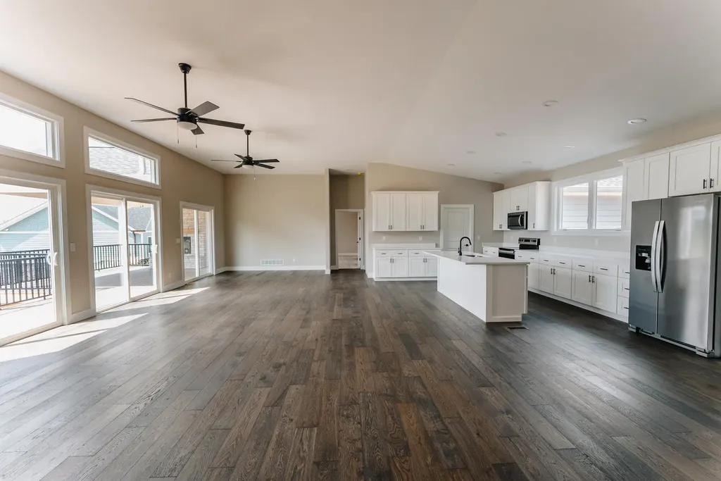 634 Beacon Street Russell Springs KY 42642