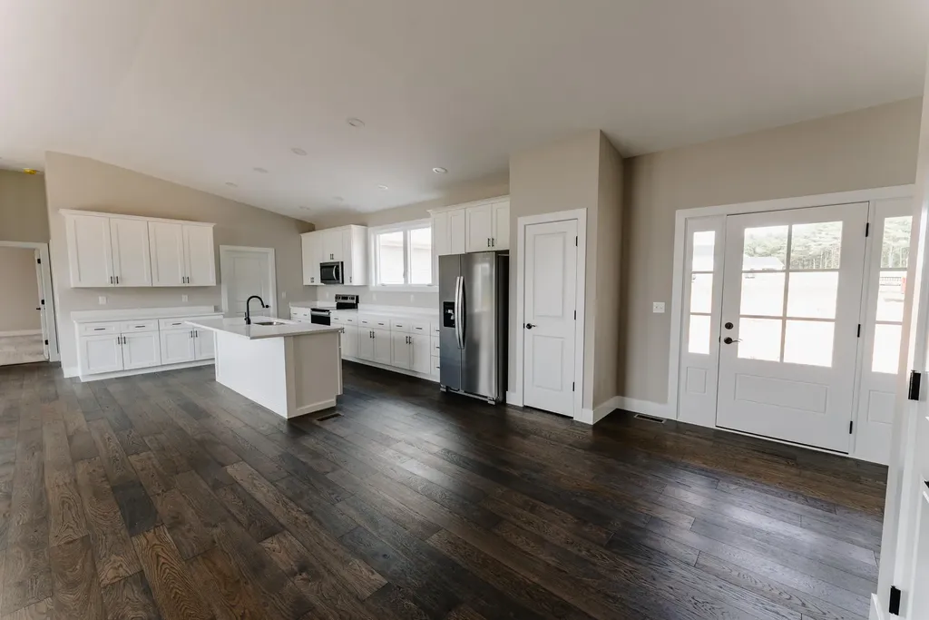 634 Beacon Street Russell Springs KY 42642