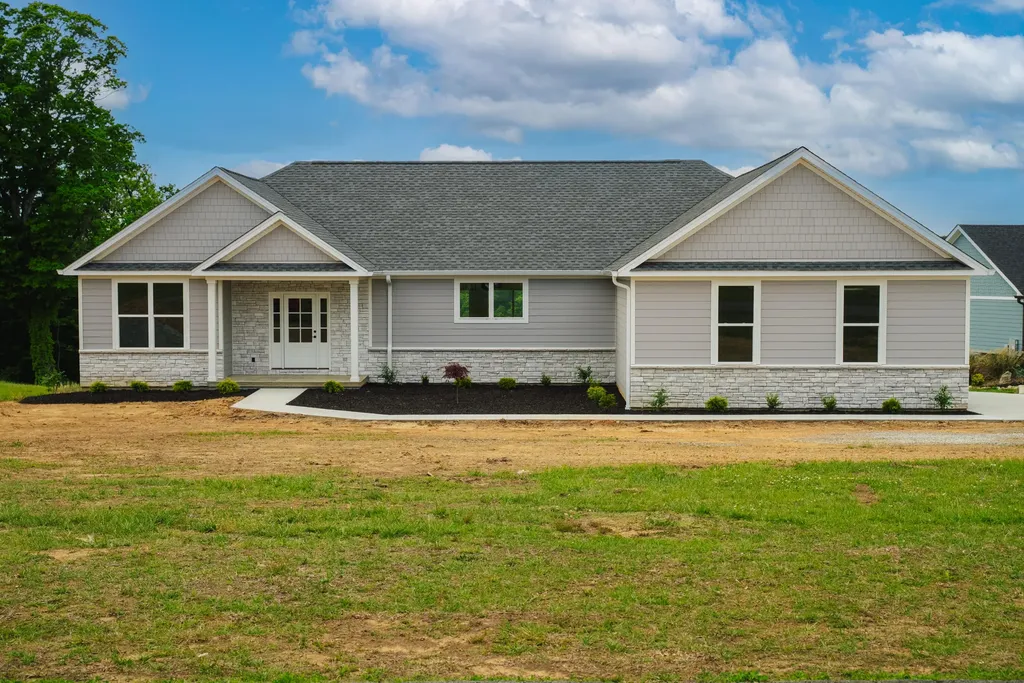 634 Beacon Street Russell Springs KY 42642
