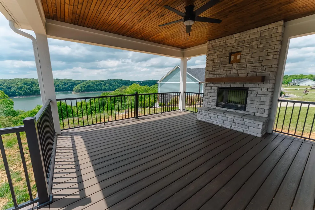 634 Beacon Street Russell Springs KY 42642