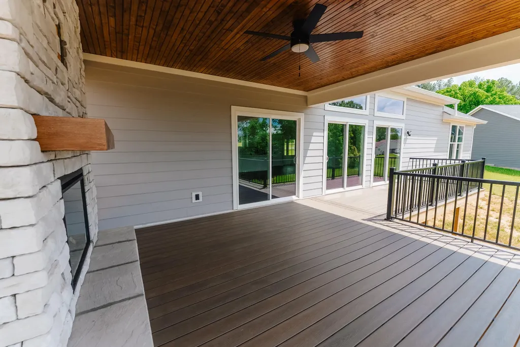 634 Beacon Street Russell Springs KY 42642