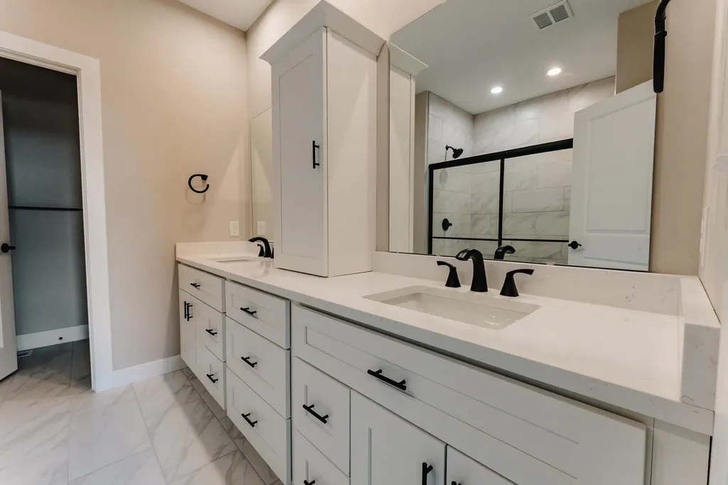 634 Beacon Street Russell Springs KY 42642