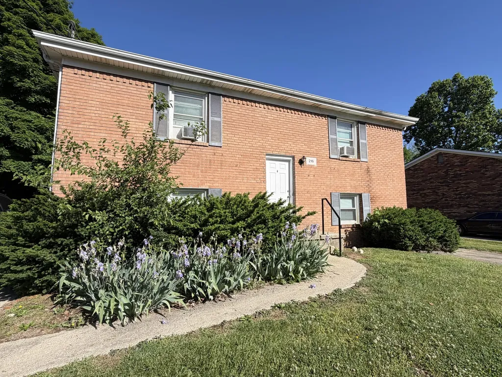 216 Valley Street Richmond KY 40475