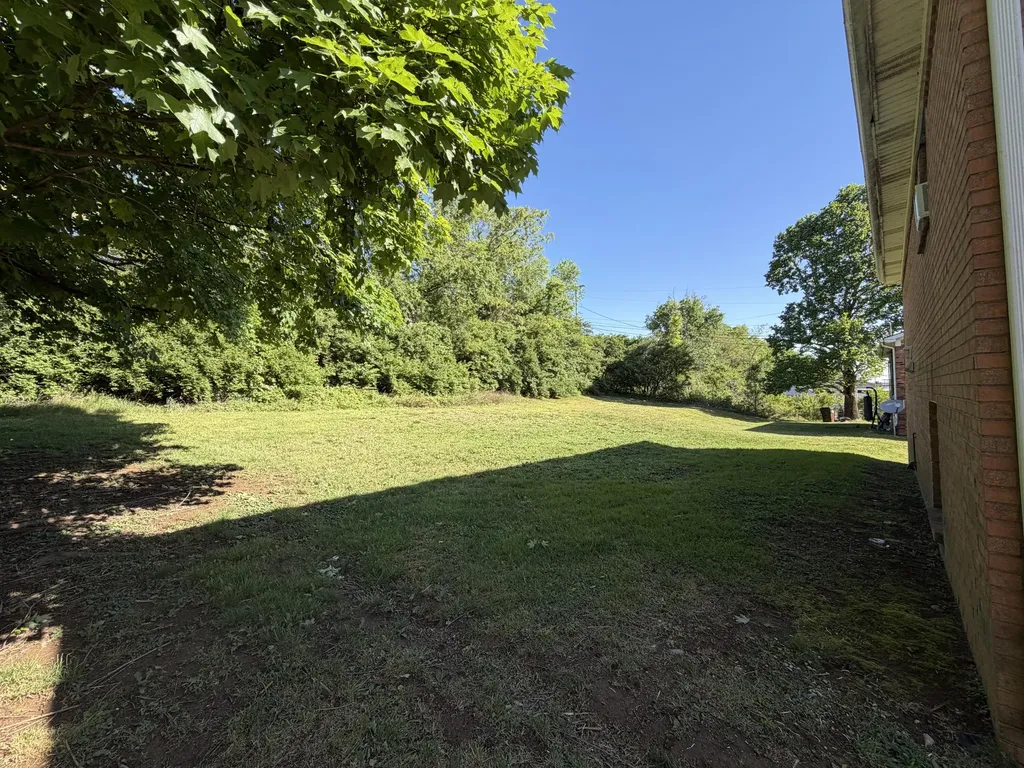 216 Valley Street Richmond KY 40475