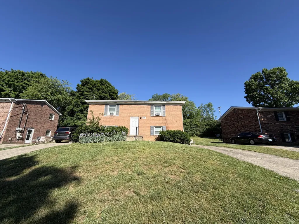 216 Valley Street Richmond KY 40475