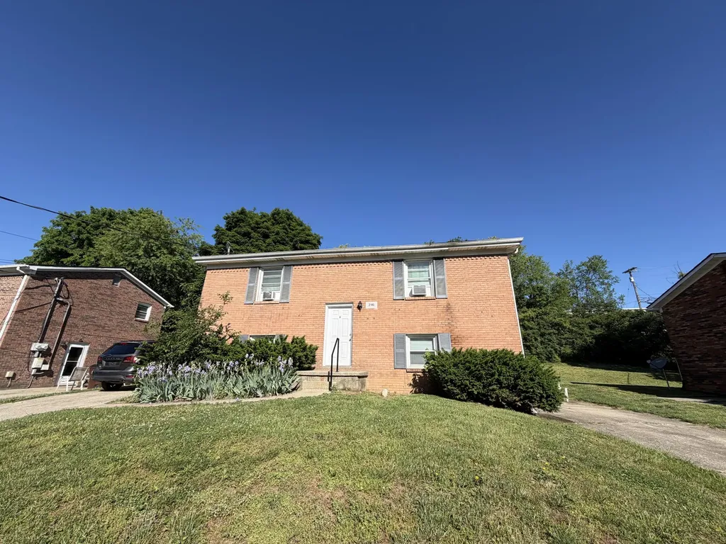 216 Valley Street Richmond KY 40475