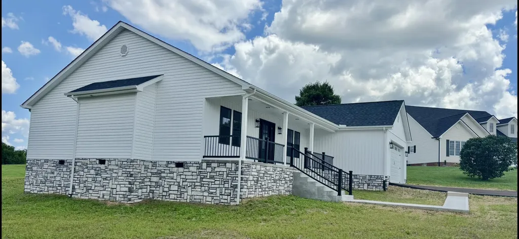 126 Sterlyn Drive London KY 40744