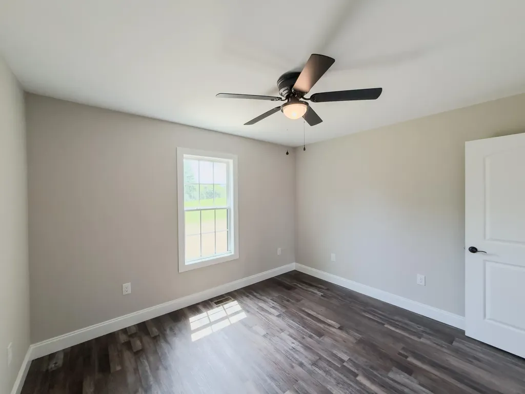 126 Sterlyn Drive London KY 40744