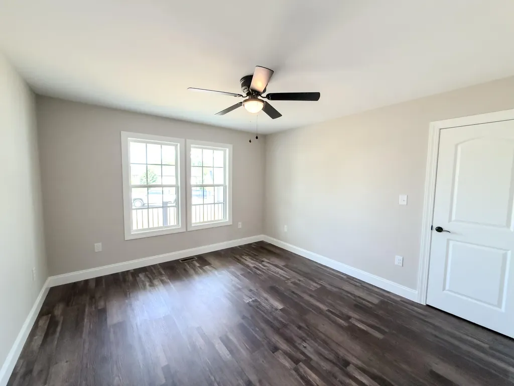 126 Sterlyn Drive London KY 40744