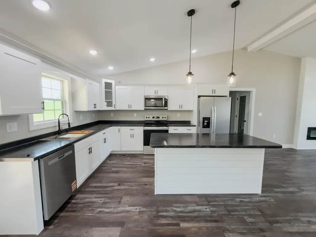 126 Sterlyn Drive London KY 40744