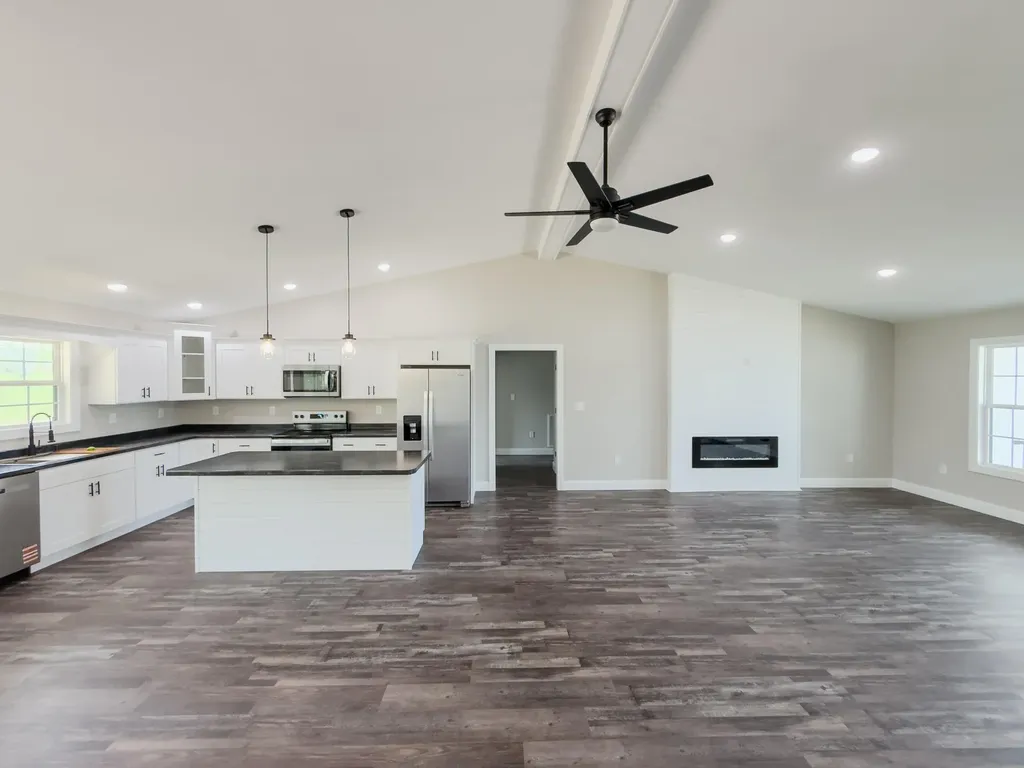 126 Sterlyn Drive London KY 40744