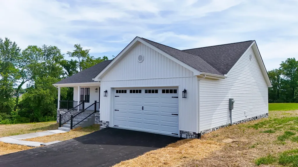 126 Sterlyn Drive London KY 40744