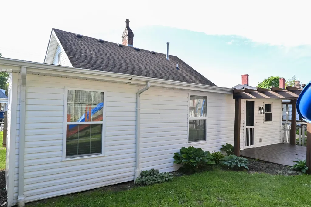106 N 4th Street Nicholasville KY 40356