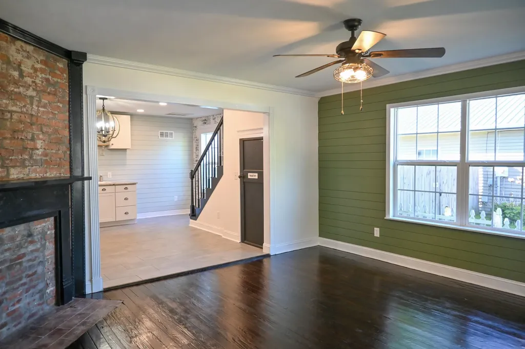 106 N 4th Street Nicholasville KY 40356