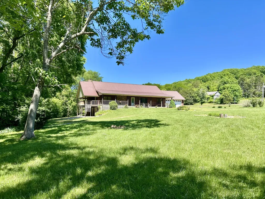 290 Mayfield Hollow Road Somerset KY 42501
