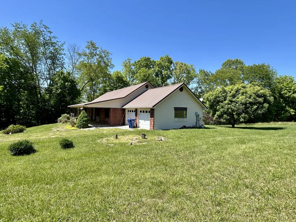 290 Mayfield Hollow Road Somerset KY 42501