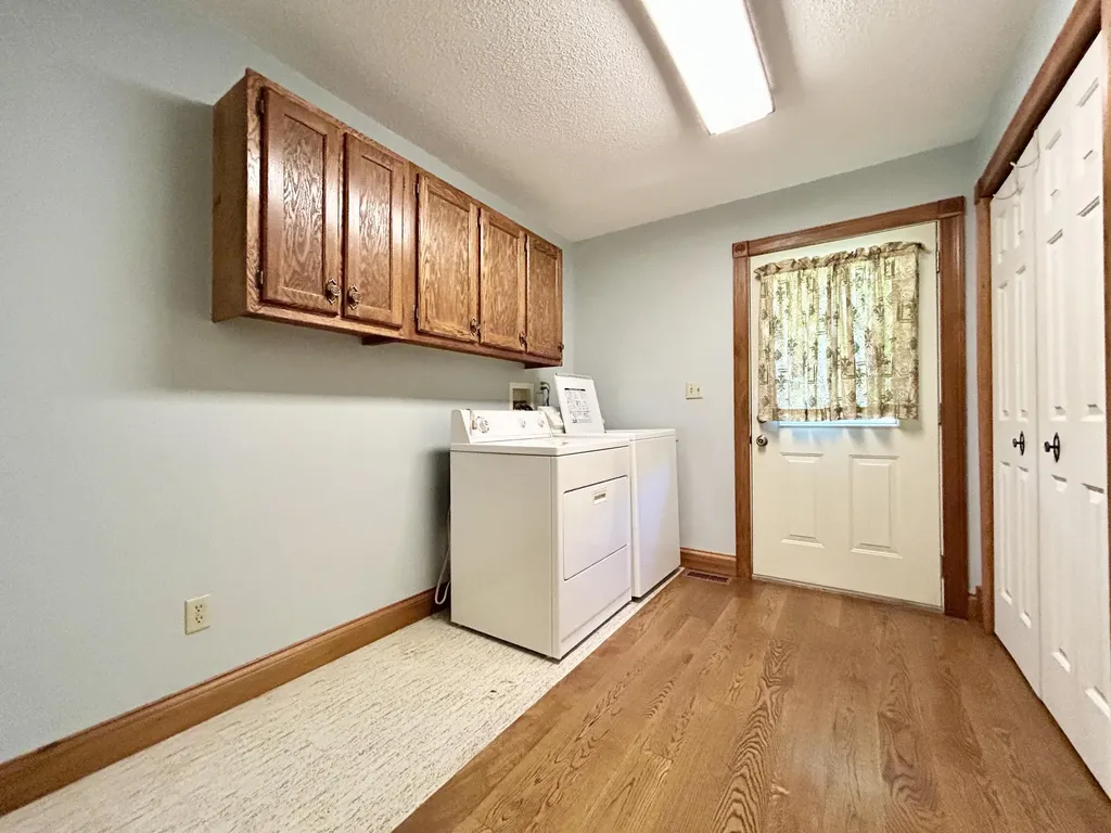 290 Mayfield Hollow Road Somerset KY 42501