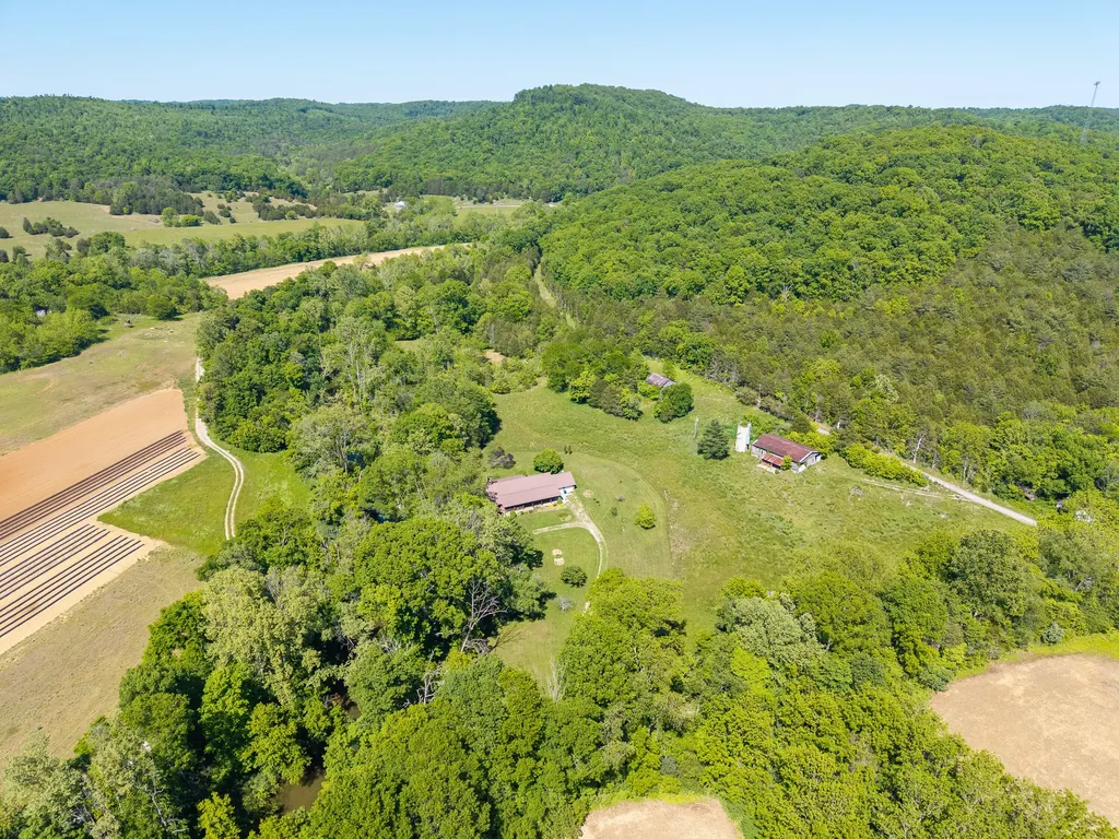 290 Mayfield Hollow Road Somerset KY 42501