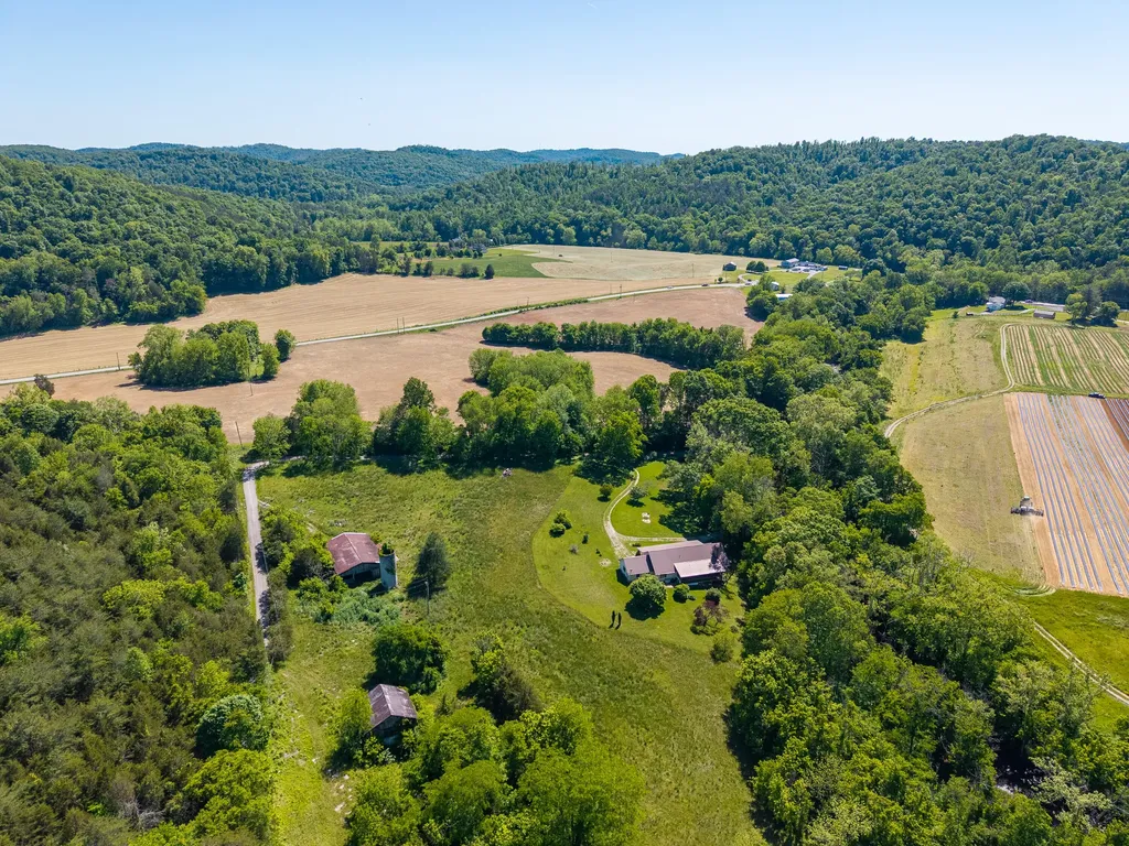 290 Mayfield Hollow Road Somerset KY 42501