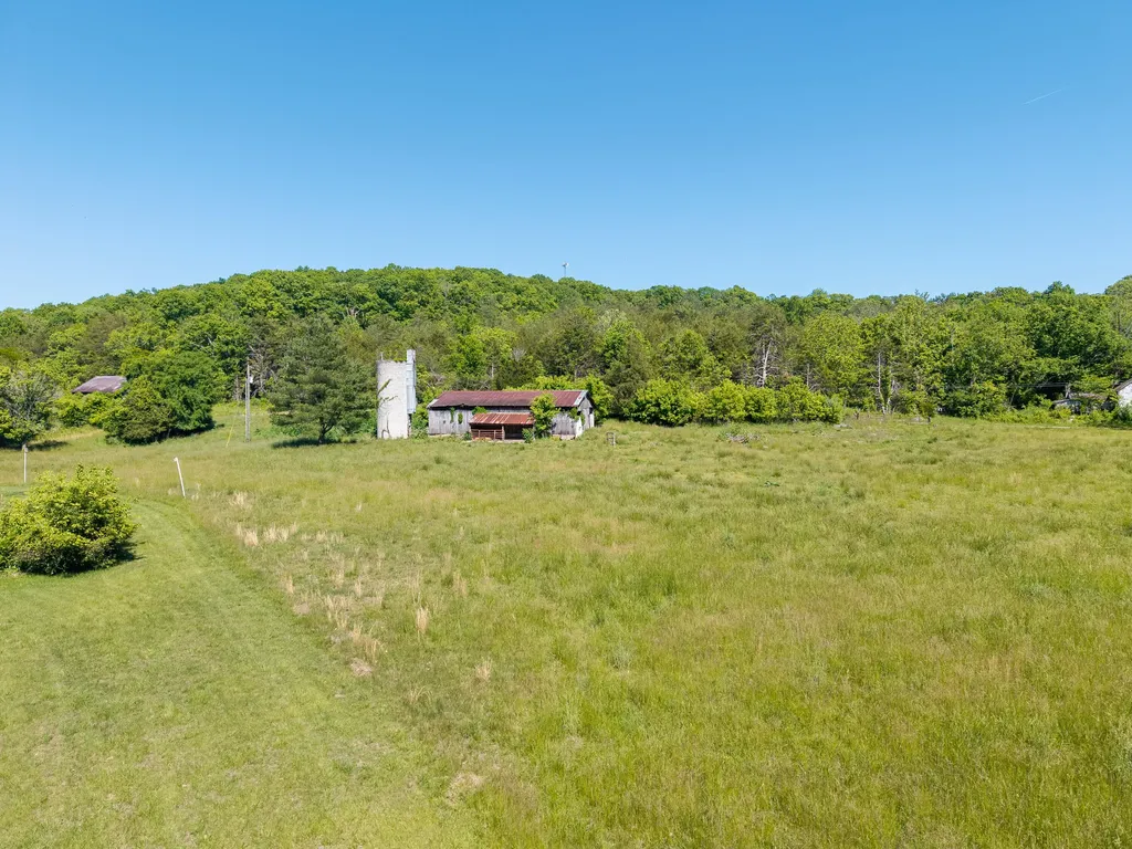 290 Mayfield Hollow Road Somerset KY 42501