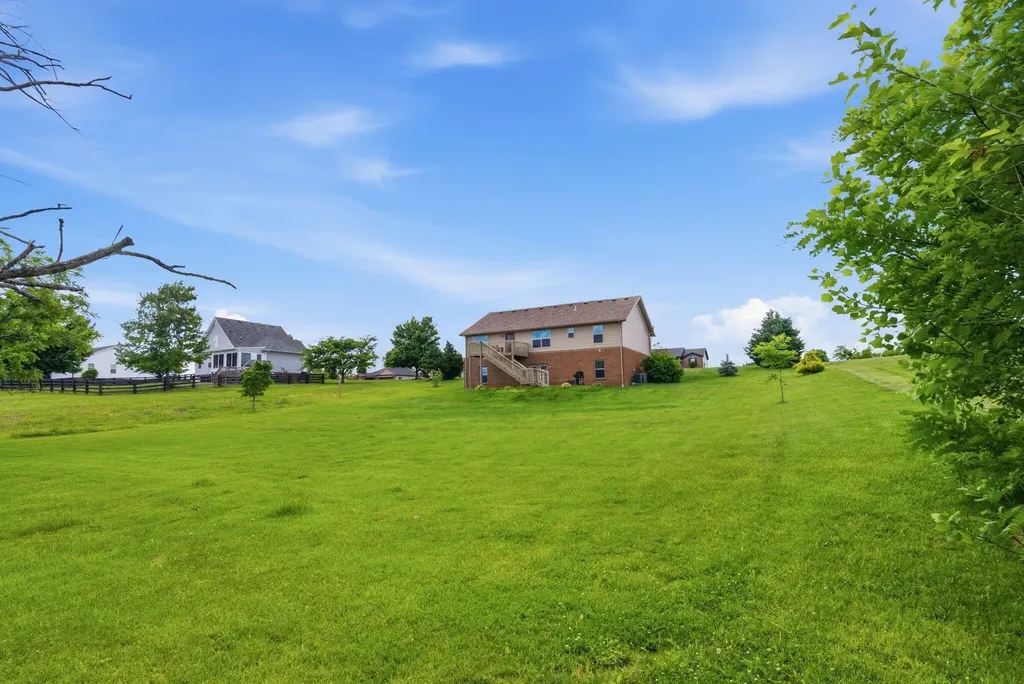 217 Wilshire Way Richmond KY 40475