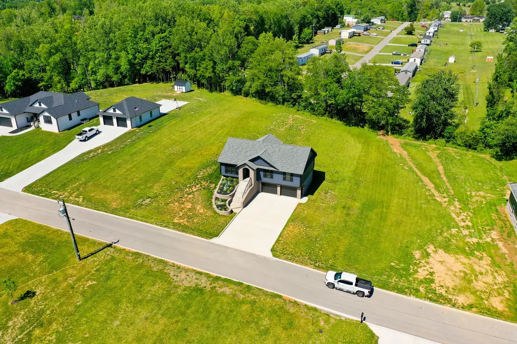 58 Hallies Way Somerset KY 42503