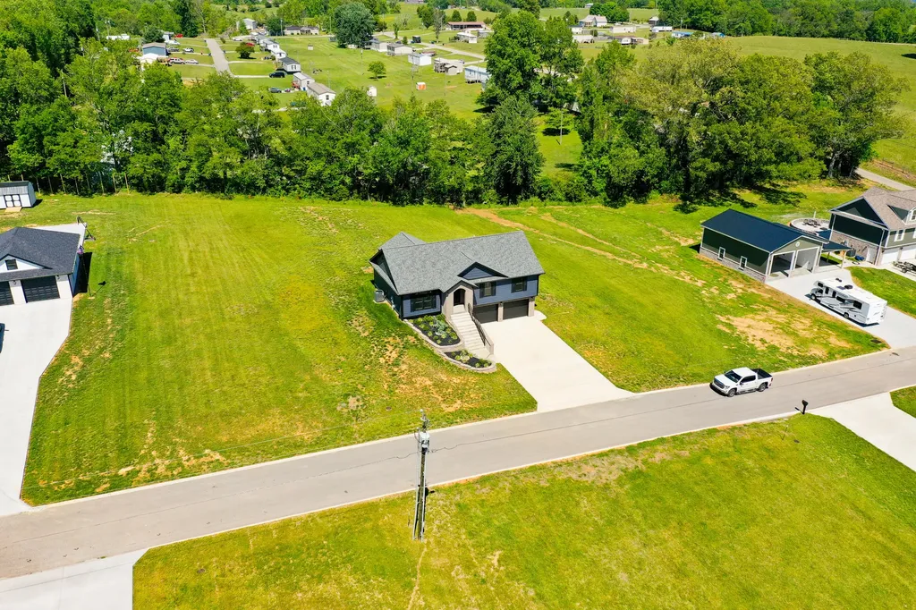 58 Hallies Way Somerset KY 42503