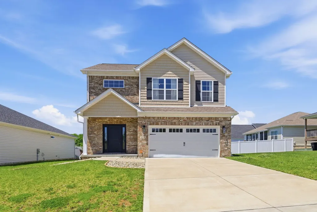 1325 Silver Springs Drive Lexington KY 40511
