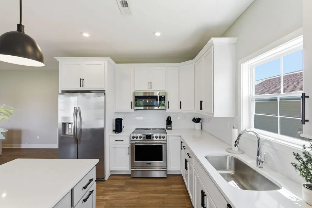 1325 Silver Springs Drive Lexington KY 40511