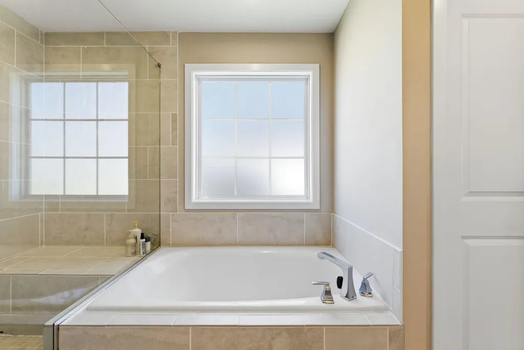 1325 Silver Springs Drive Lexington KY 40511