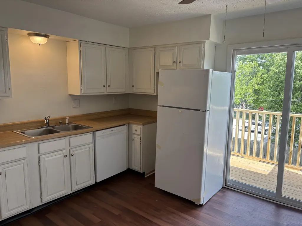 2828 Yellowstone Parkway Lexington KY 40517