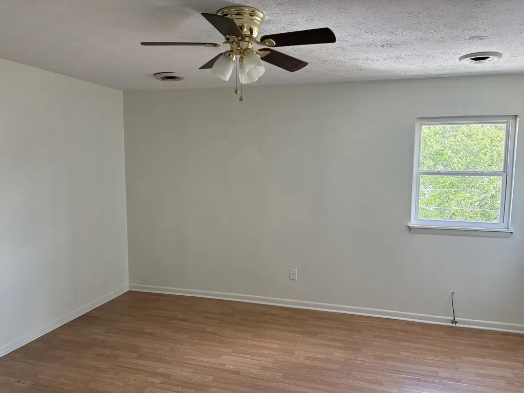 2828 Yellowstone Parkway Lexington KY 40517