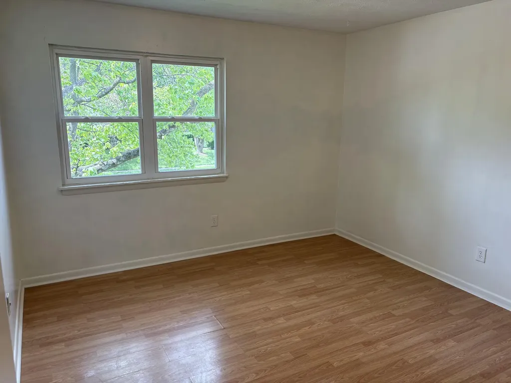 2828 Yellowstone Parkway Lexington KY 40517