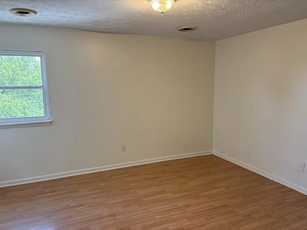 2828 Yellowstone Parkway Lexington KY 40517