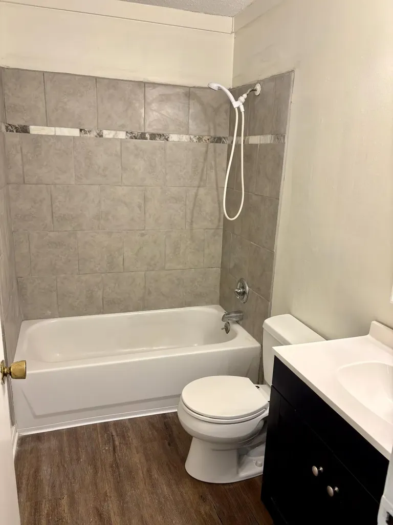 2828 Yellowstone Parkway Lexington KY 40517