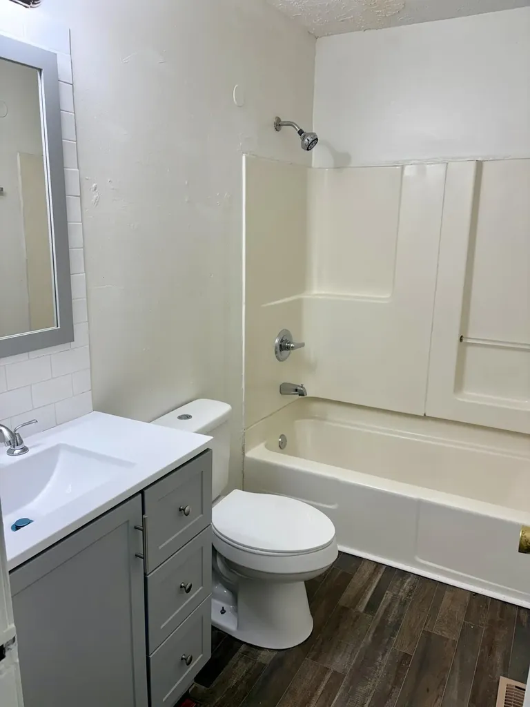 2828 Yellowstone Parkway Lexington KY 40517