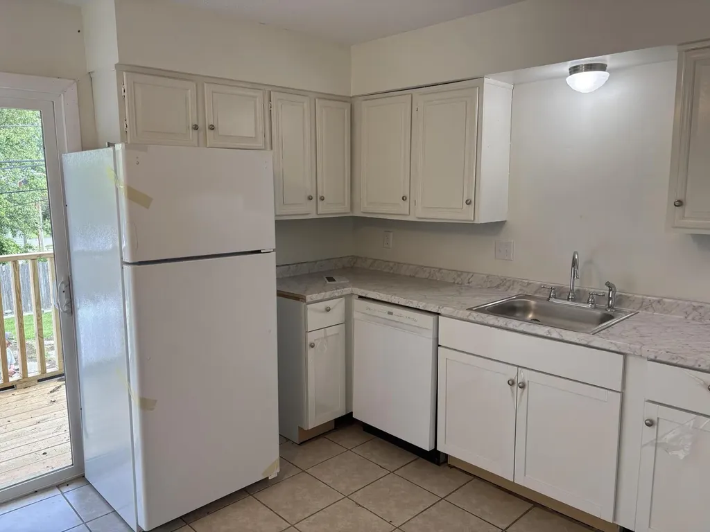 2828 Yellowstone Parkway Lexington KY 40517