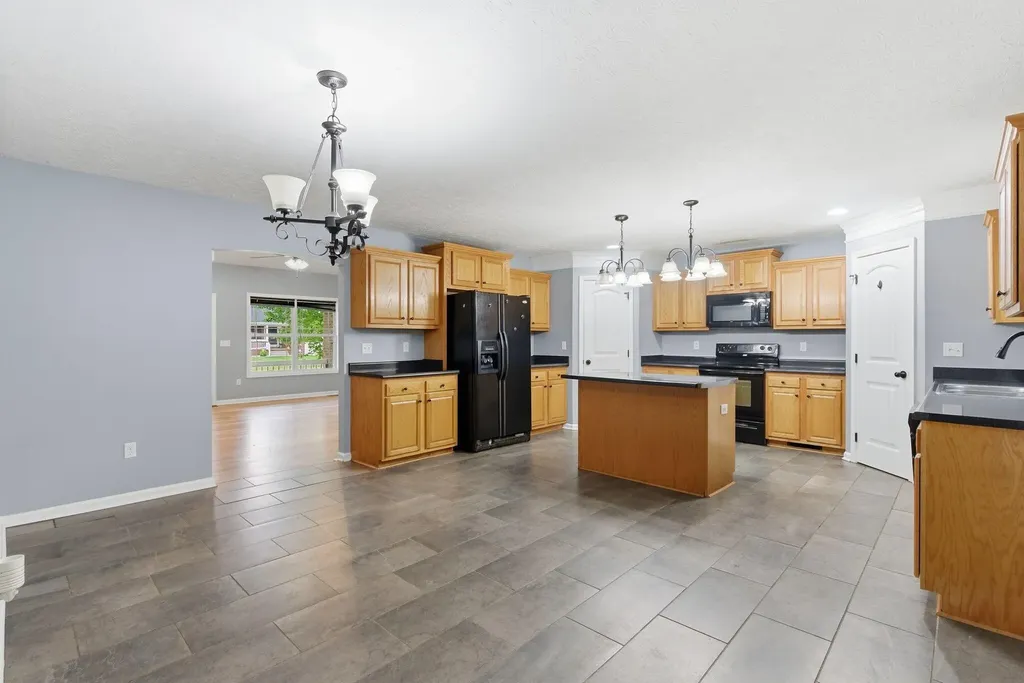 1025 Lanas Lane Lawrenceburg KY 40342