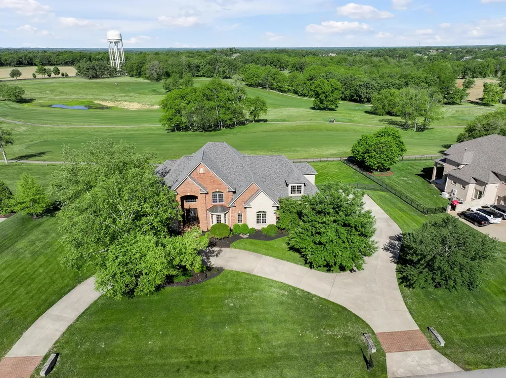 302 Eagle Drive Nicholasville KY 40356