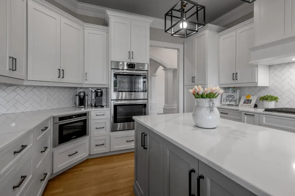 302 Eagle Drive Nicholasville KY 40356