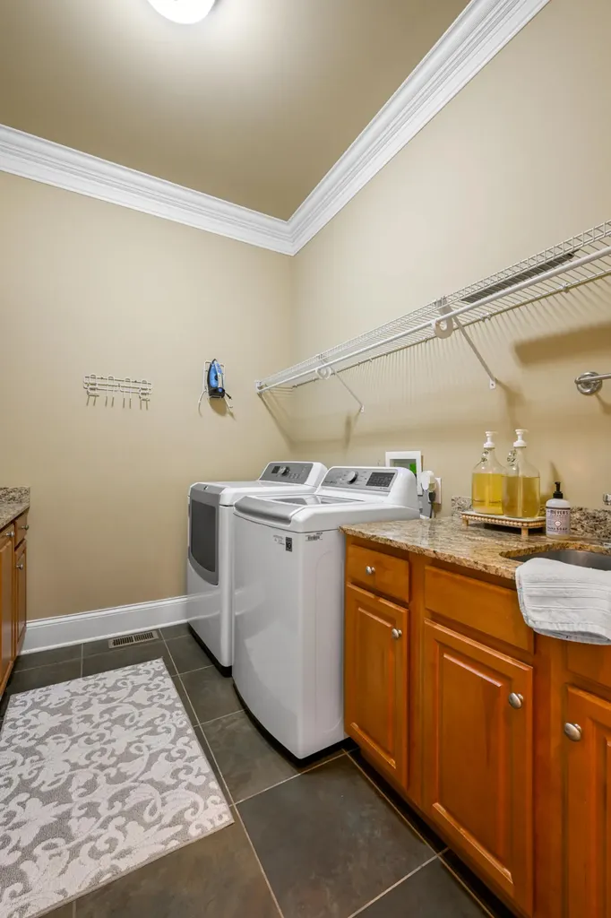 302 Eagle Drive Nicholasville KY 40356