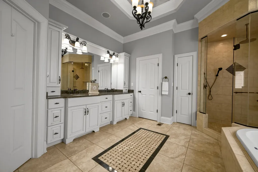 302 Eagle Drive Nicholasville KY 40356