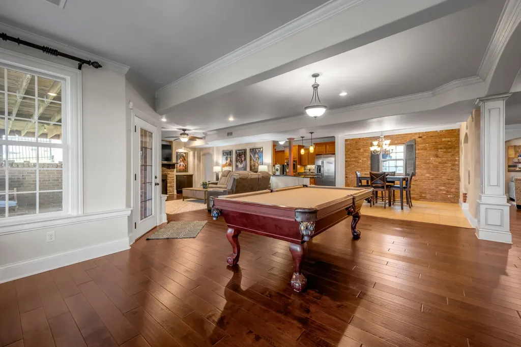 302 Eagle Drive Nicholasville KY 40356